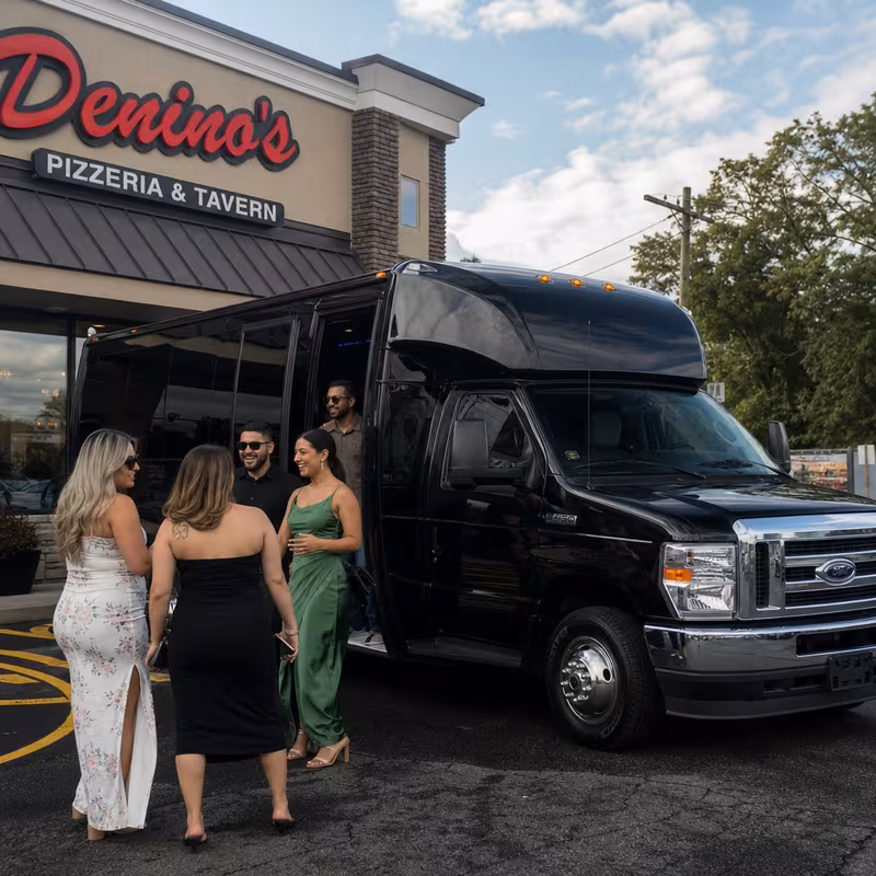 Denino's Pizzeria & Tavern