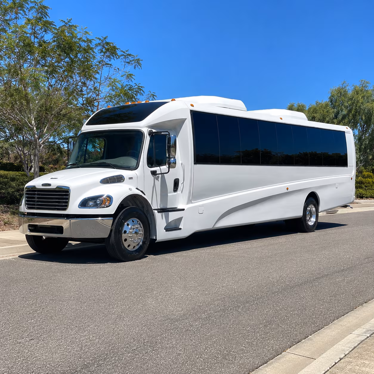 New York Airport Shuttle & Transportation party bus exterior