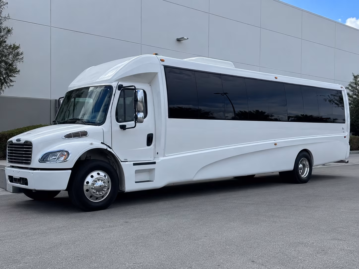 New York Bachelor & Bachelorette Transportation party bus exterior