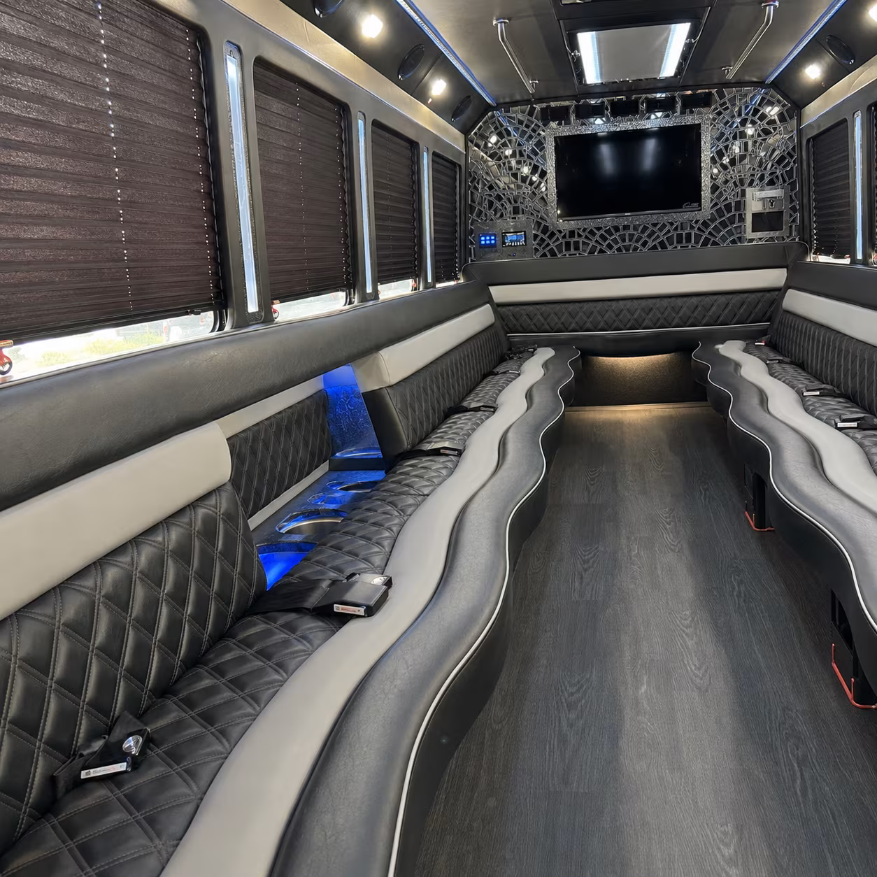 Staten Island Homecoming & Prom Party Bus Rentals